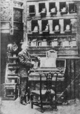Figure II. Alexander Rimington in front of his Color-Organ (1893).